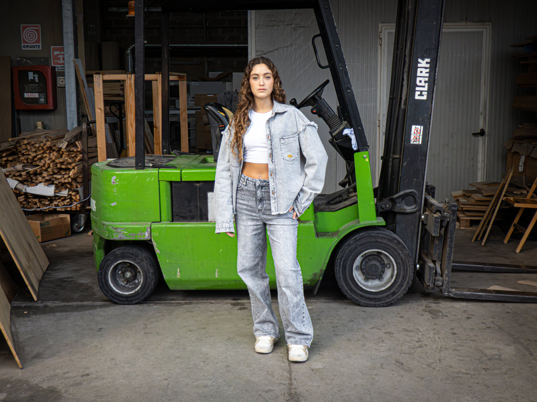 DENIM ESSENTIAL - WASHED JACKET